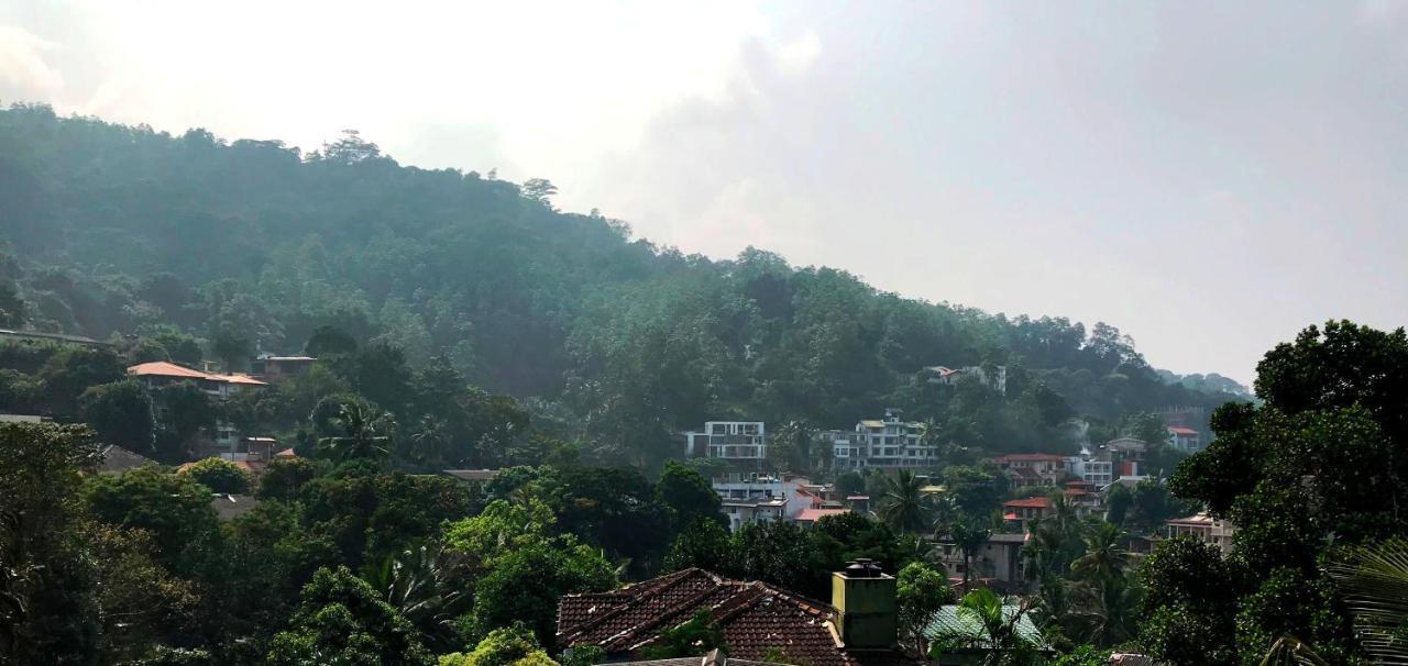 Cloud Inn Kandy Homestay Екстериор снимка